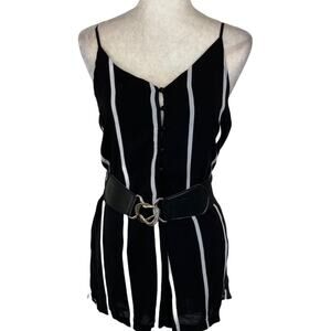 NLW Black white stripe romper size Junior XL button front in excellent condition